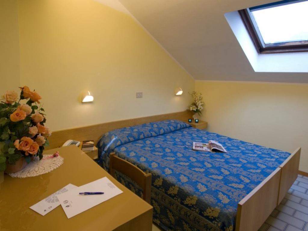 Hotel Nives リッチョーネ 部屋 写真