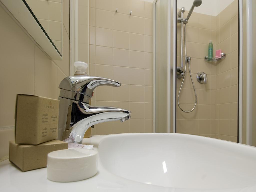 Hotel Nives リッチョーネ 部屋 写真